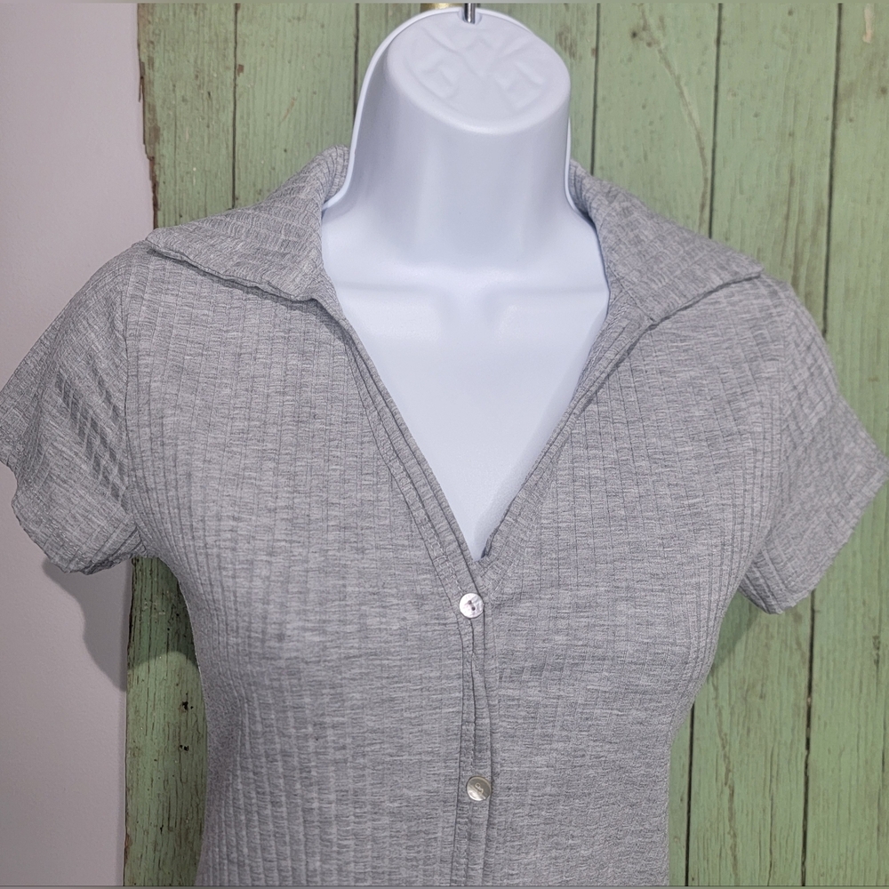 Gray Knit Ribbed Collared Button-Down Dress In Small - Picture 3 of 6
